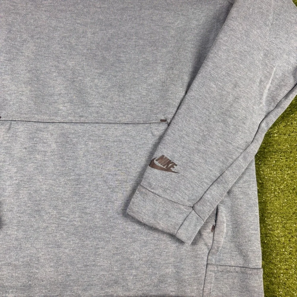 Nike Sportswear Tech Fleece Crewneck Sweatshirt Gray Blue Mens Medium 545163-064